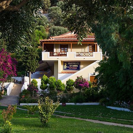 Athina Studio Apartments Kerveli Bagian luar foto