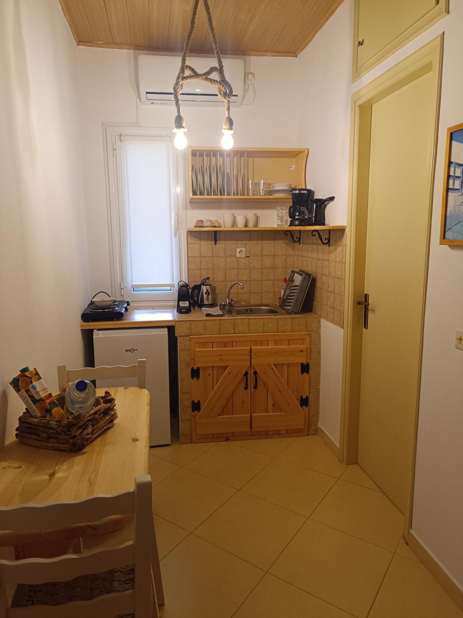 Athina Studio Apartments Kerveli Ruang foto
